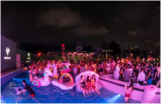 無氯游泳池系統(tǒng)，無氯游泳池，露天無氯游泳池