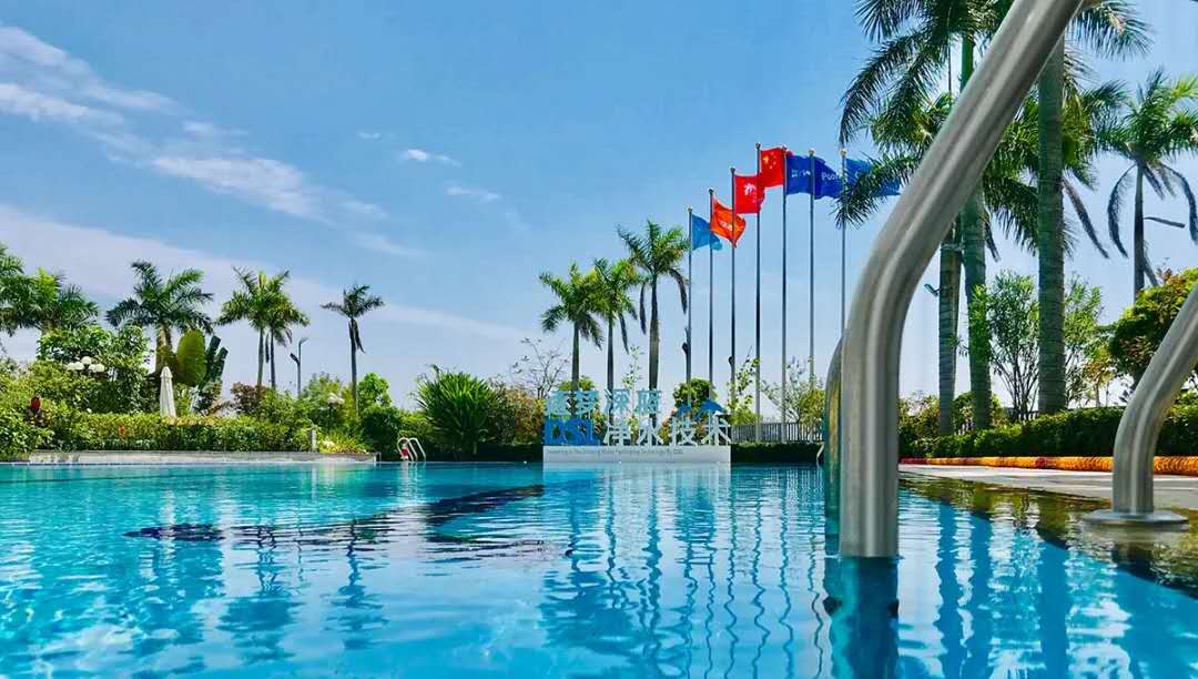 如何選擇一款好的泳池水處理設(shè)備？