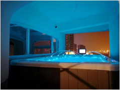 <b>無邊際泳池的優(yōu)勢太多，值得你帶回家！</b>