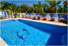 <b>別墅游泳池設(shè)備怎么選，有哪些？</b>