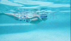 <b>別墅游泳池的設(shè)計(jì)及設(shè)備需要注意哪些方面？</b>