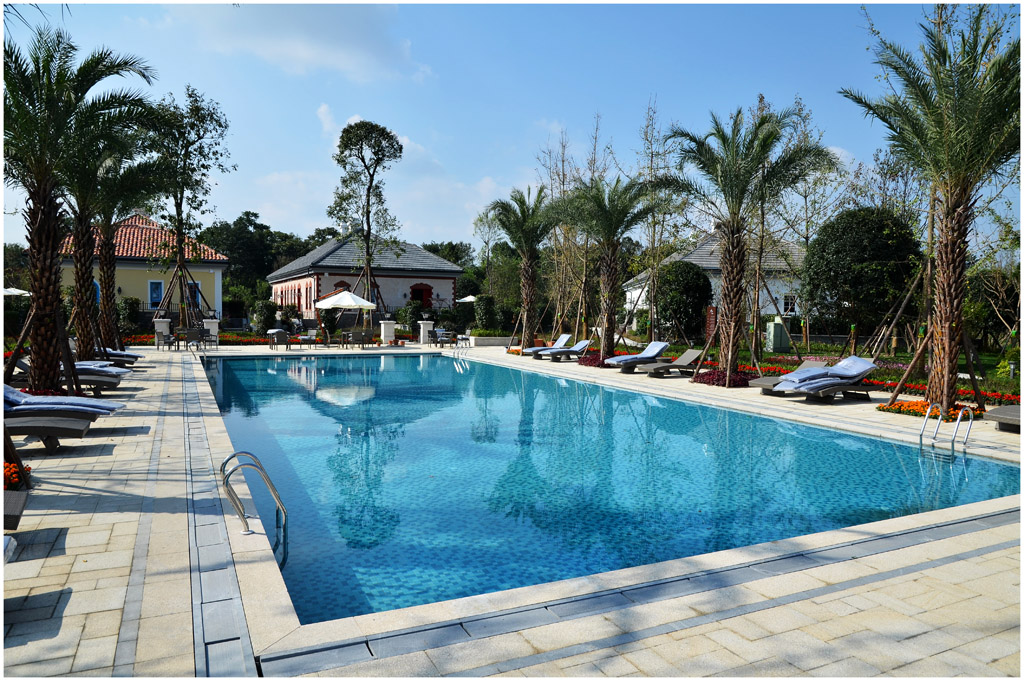 <b>游泳池水處理小知識(shí)：怎么控制游泳池的微生物不超標(biāo)？</b>