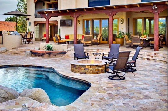 建造一個私家別墅泳池造價是多少？