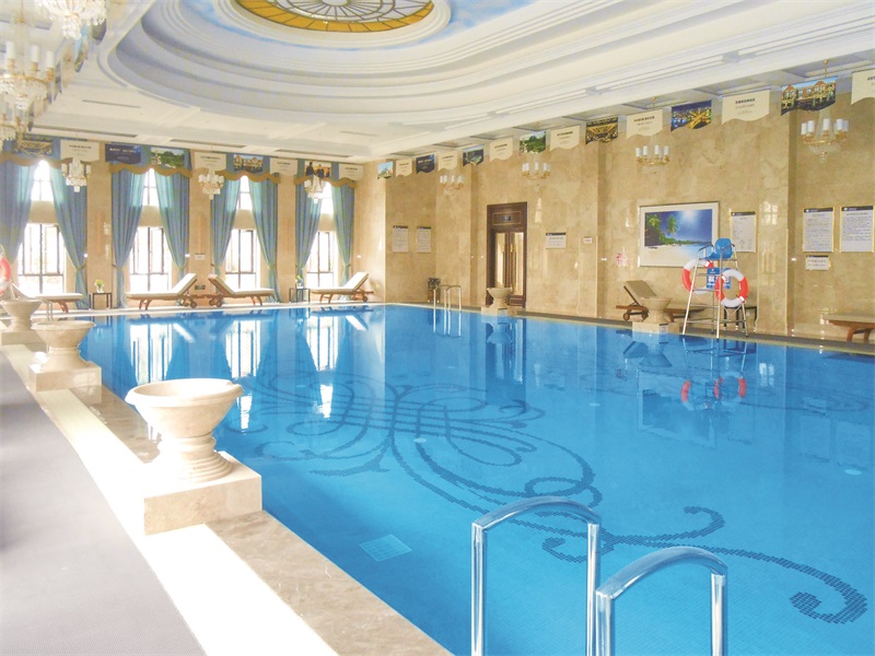 別墅室內(nèi)游泳池如何設(shè)計(jì)更加實(shí)用？