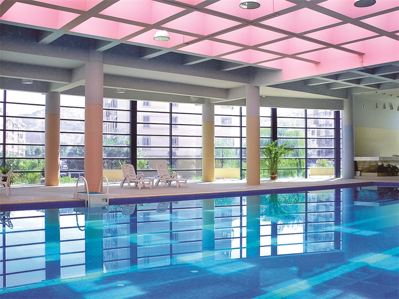 守護游泳池安全，戴思樂為您提供專業(yè)泳池水質消毒指南！