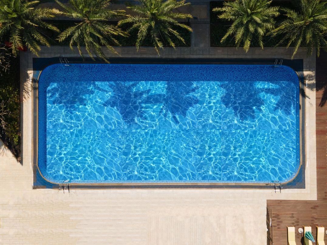 <b>別墅想快速建一個(gè)游泳池，看這篇就夠用了！</b>