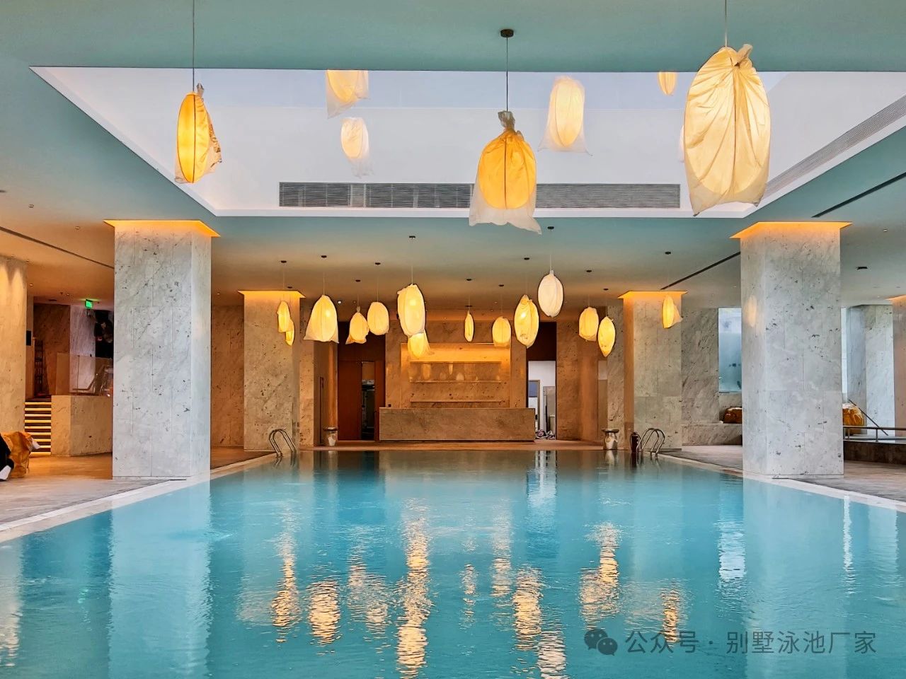 豪華別墅花園游泳池設(shè)計,別墅花園游泳池設(shè)計,豪華別墅游泳池設(shè)計